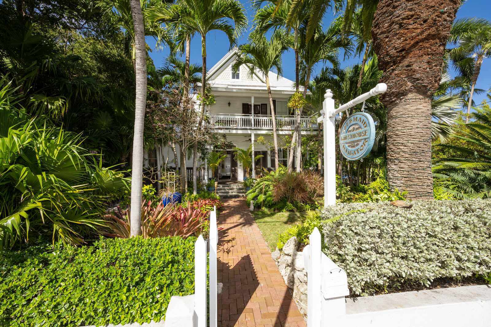 Relaxed Bed & Breakfast in Key West | The Mermaid & The Alligator
